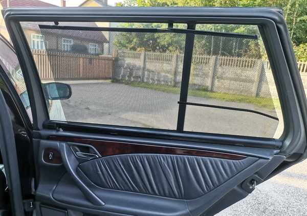 Mercedes-Benz Klasa E cena 10900 przebieg: 145000, rok produkcji 2001 z Suchedniów małe 497